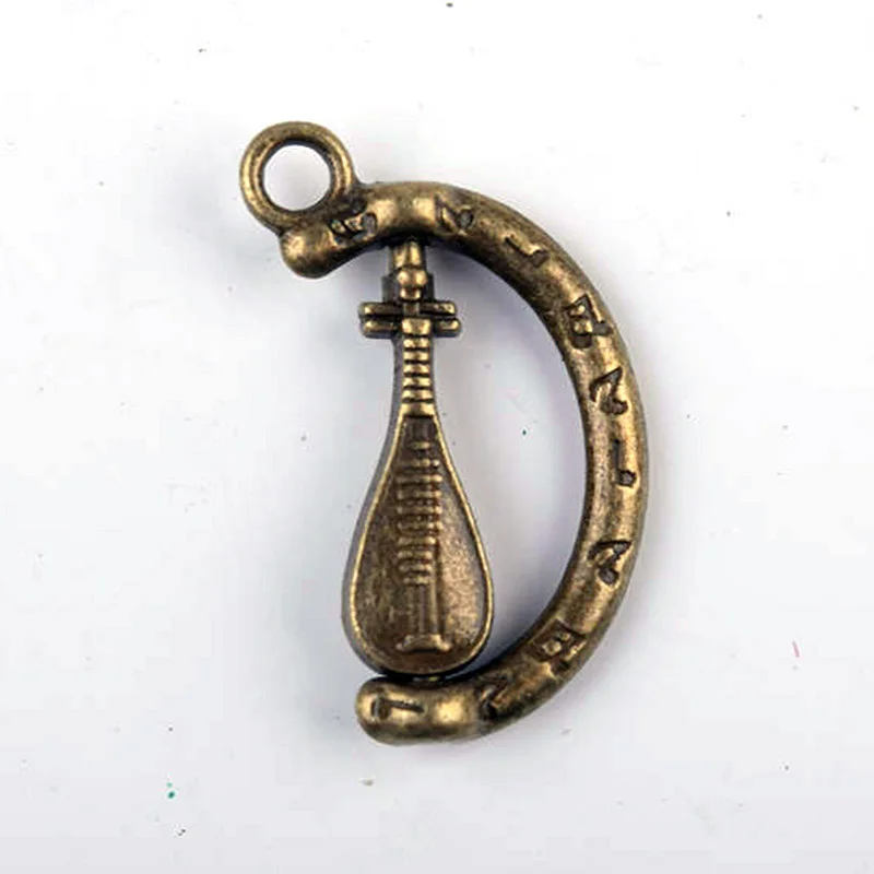 

Metal rotating pendant "Pipa Instrument" key chain bracelet necklace jewelry accessories