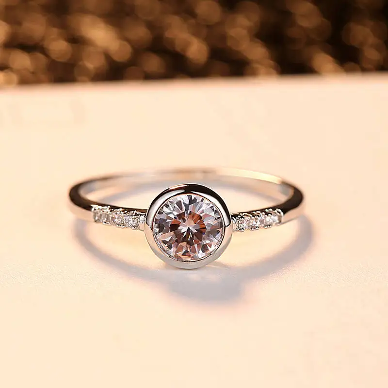 Женское кольцо прозрачное циркониевое металлическое обручальное свадебное