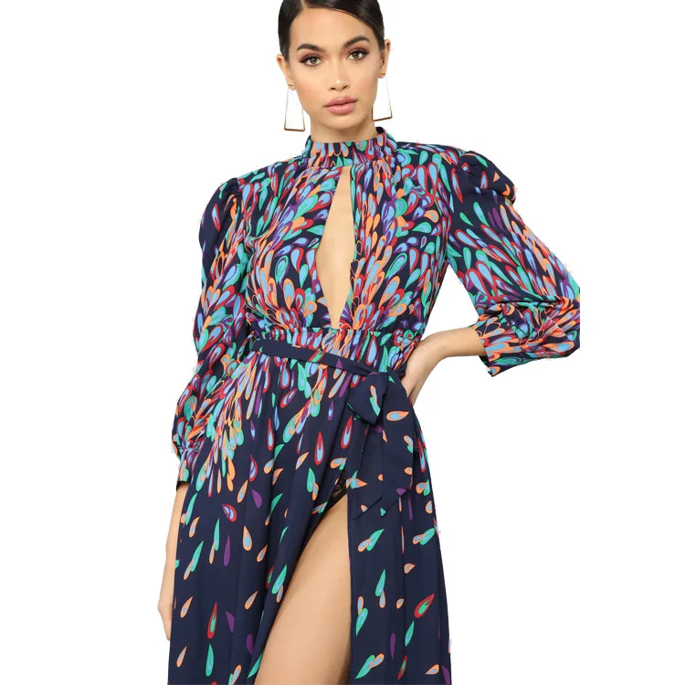 

Женское платье с цветочным принтом, длинным рукавом и глубоким V-образным вырезом