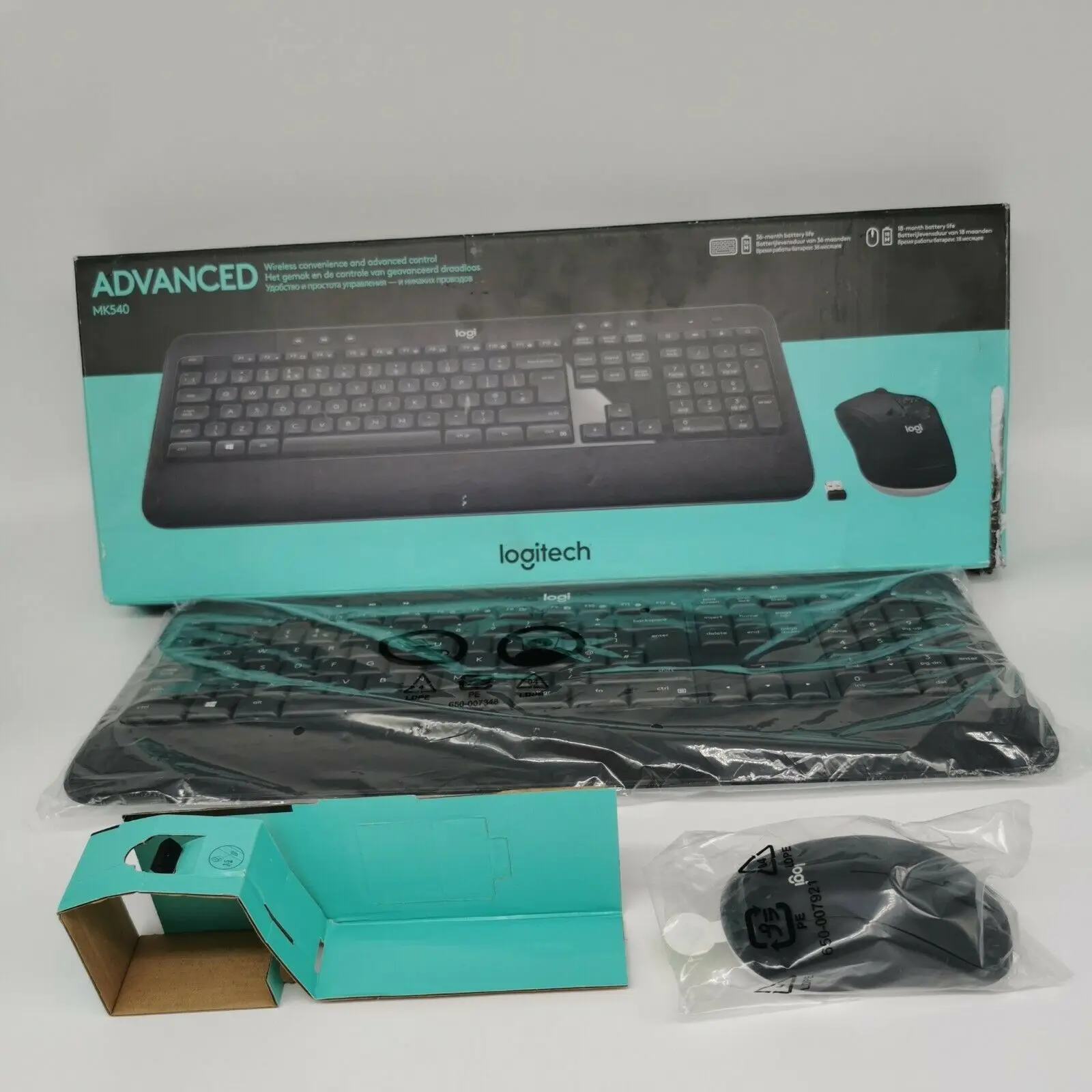 

Logitech MK540 Advanced wireless keyboard and mouse set, 2.4 GHz wireless NEW