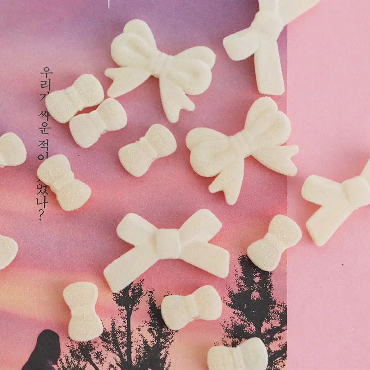 10 шт. бежевые акриловые флокирующие бусины с бантом для ношения волос сережки