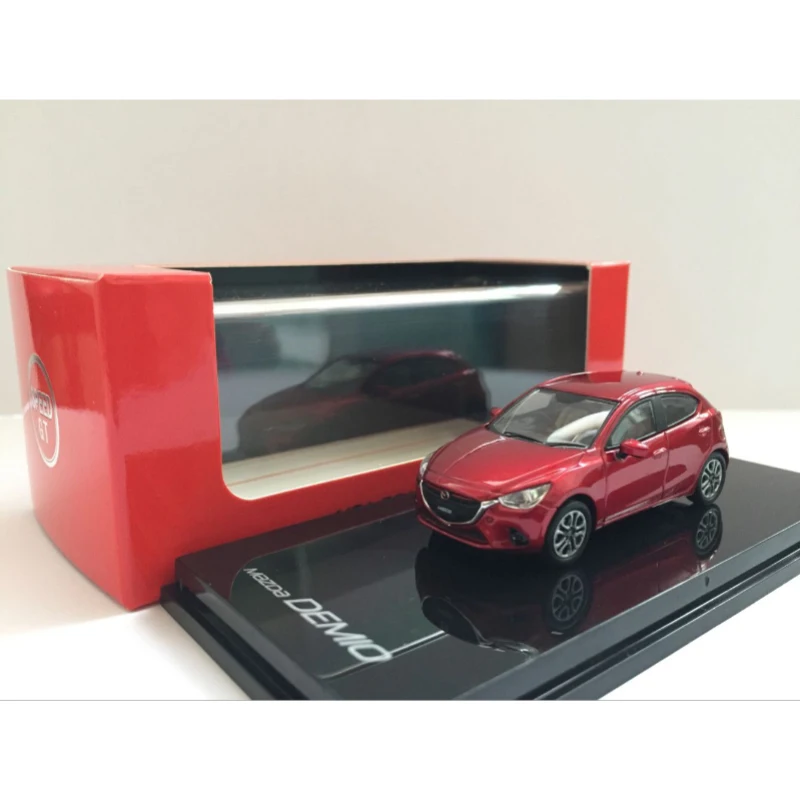 Литая модель автомобиля MAZDA DEMIO из сплава родстер статический дисплей