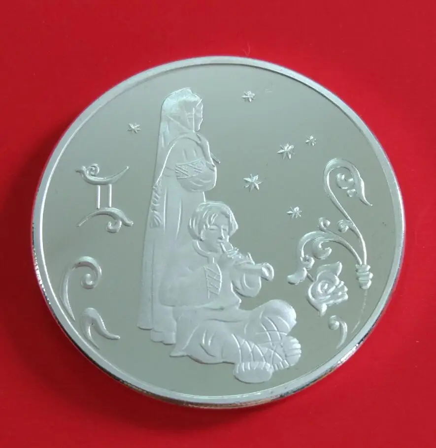 Двенадцать созвездий Россия серебряные позолоченные Коллекционные монеты вызов