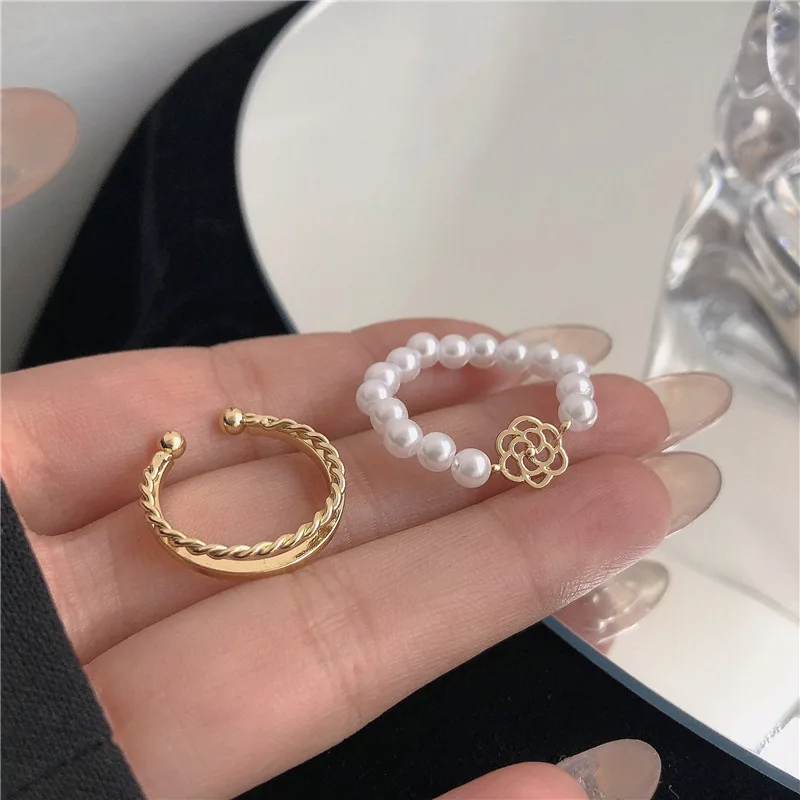 

2pcs Camellia Pearl Rings Pattern Weaving Adjustable Opening Ring Stylish Elegant Trend Ring Men And Women Date Jewelry Gifts