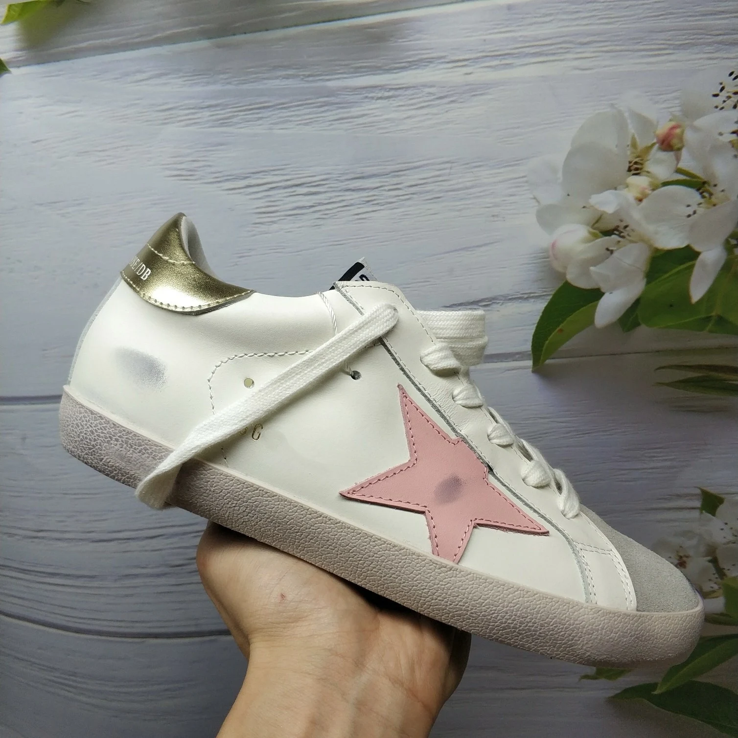 Дизайнерские роскошные кроссовки Классическая теннисная обувь для женщин и