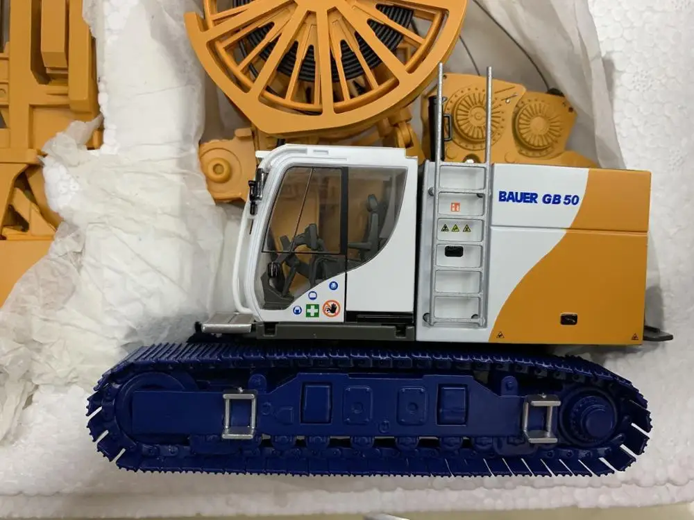 Bauer Greifersystem GB 50 с DHG V буровой установкой Bymo 1/50 масштабная литая модель