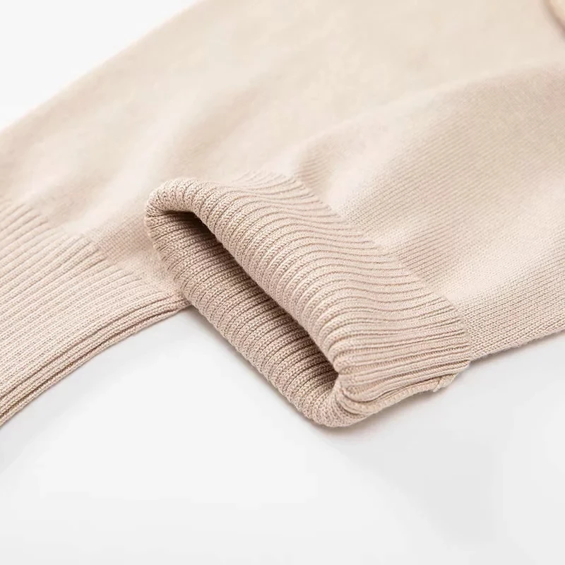 Женский укороченный кардиган с v образным вырезом и расклешенными рукавами| |