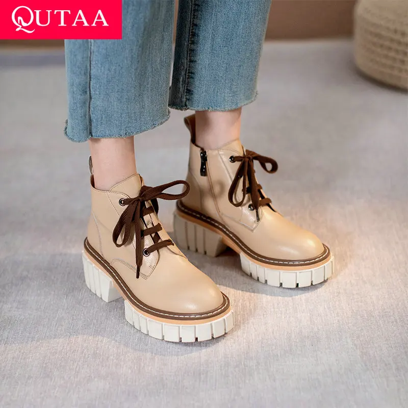 

QUTAA/2022 г. Ботильоны на молнии со шнуровкой модные полусапожки на высоком квадратном каблуке осенне-зимняя повседневная женская обувь с круг...