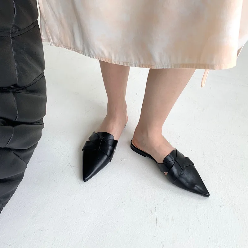 

Ladies Muller shoes casual half slippers spring fairy tale style bow leather lazy pointed sandals all-match toe flat shoes