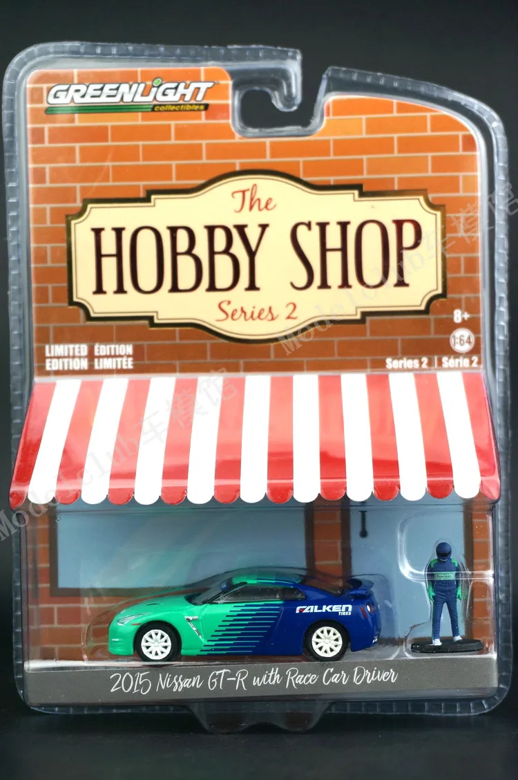 

1/64 GreenLight 2015 Nissan GT-R with racediver car ShouBan Collector Edition Metal Diecast Model Cars Kids Toys GIFT
