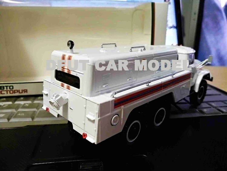 1:43 модель гоночной машины из сплава Россия ZIL350(131) Caro детских игрушечных автомобилей авторизованный подарок для детей