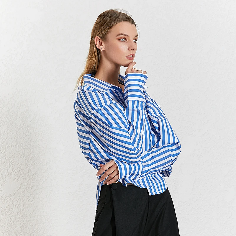 Женская Асимметричная рубашка TWOTWINSTYLE белая Свободная Повседневная Блузка в