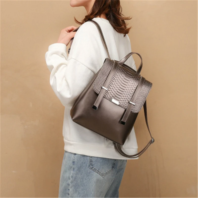 Женский рюкзак в европейском стиле с узором крокодиловая кожа водонепроницаемый