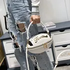 2021 Высококачественная женская сумка через плечо с буквенным принтом, сумка через плечо в форме регби, Жесткая Сумка из искусственной кожи на молнии для взрослых