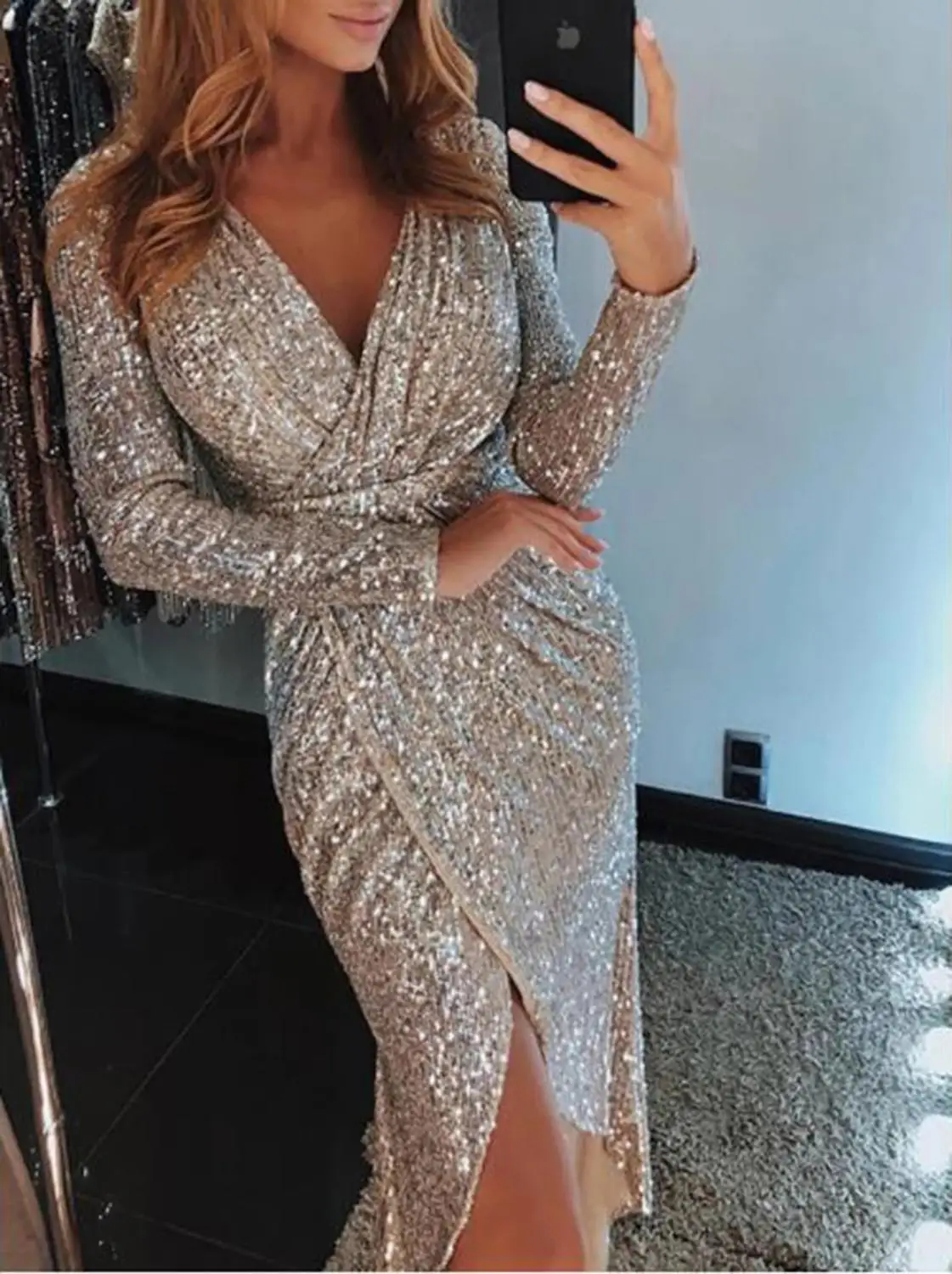 

Vestido de fiesta Brillo de lentejuelas con escote triangular, manga larga