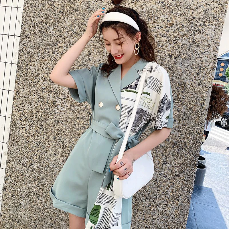 

IEQJ Loose Women Short-sleeved Design Waist Printed Playsuits Jumpsuit New High Waist Pocket Stitch Fashion Summer 2021 3F1153
