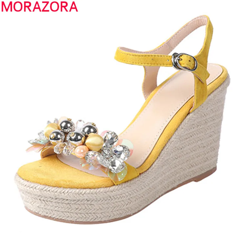 Женские туфли лодочки на танкетке MORAZORA черные или белые вечерние из овечьей кожи