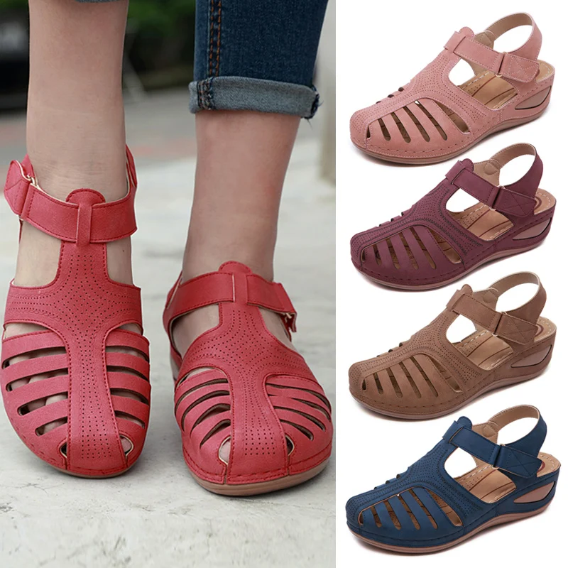 Женские босоножки на танкетке удобные с круглым носком мягкой подошве