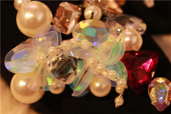 

Demon Fox Pointed Cow Leather Flat Heels Hand-stitched Crystal Diamond Women's Shoes Sandals