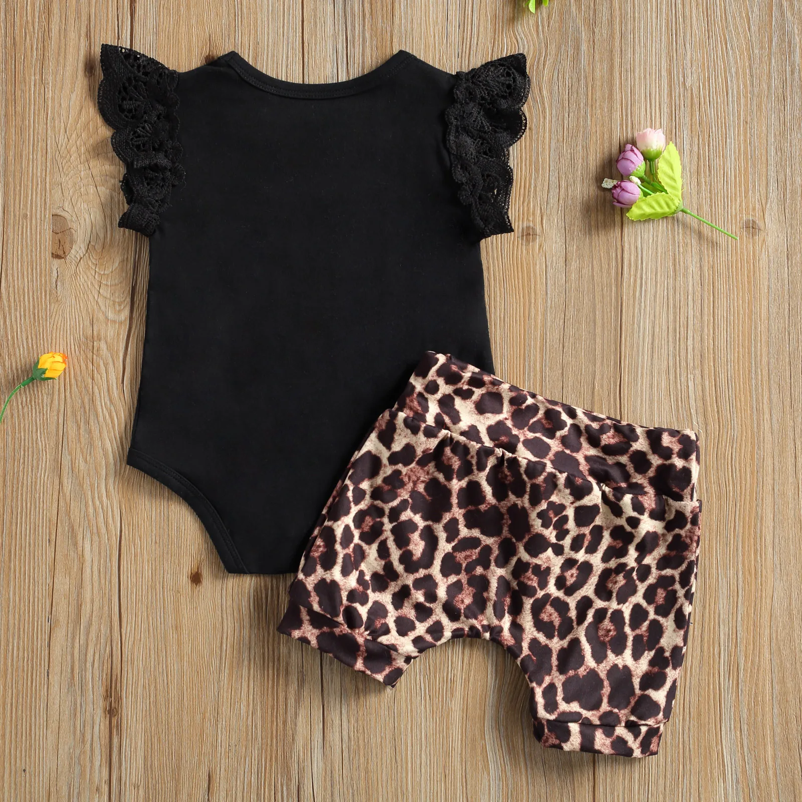 

2021 New Summer 3-24M Baby Girl 2Pcs Black Lace Flared Short Sleeve Bodysuit+Leopard Print Shorts Infant Toddler Clothes