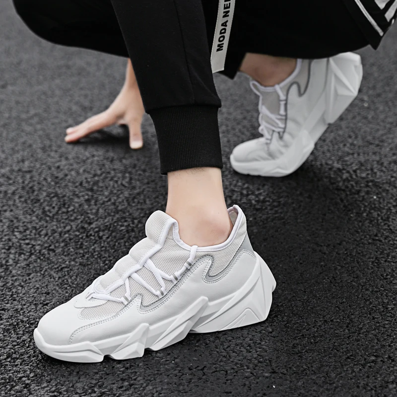 

Outdoor Shoes Man Breathable Running Shoes for Men Sneakers Bounce Summer Sport Shoes Professional Training Shoes spring 39-46