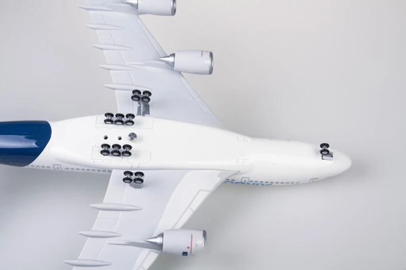 Коллекция 1/160 литой пластиковый самолет из смолы 50,5 см Airbus A380 прототип самолета с светильник и колесами