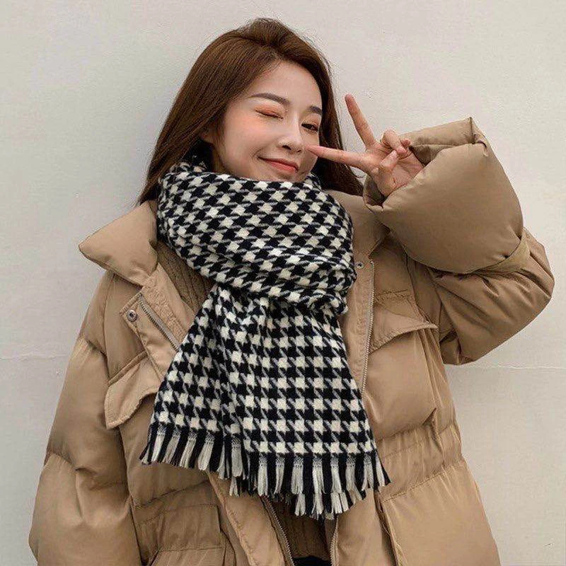 

2021 New Plaid Tassel Cashmere Scarf Shawl Autumn Winter Warm Shawls Scarves Wraps Neckerchief Bandana Skin-Friendly Scarfs