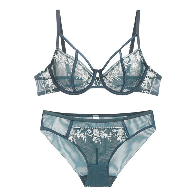 Кружевной комплект из ультратонкого прозрачного бюстгальтера и трусиков с