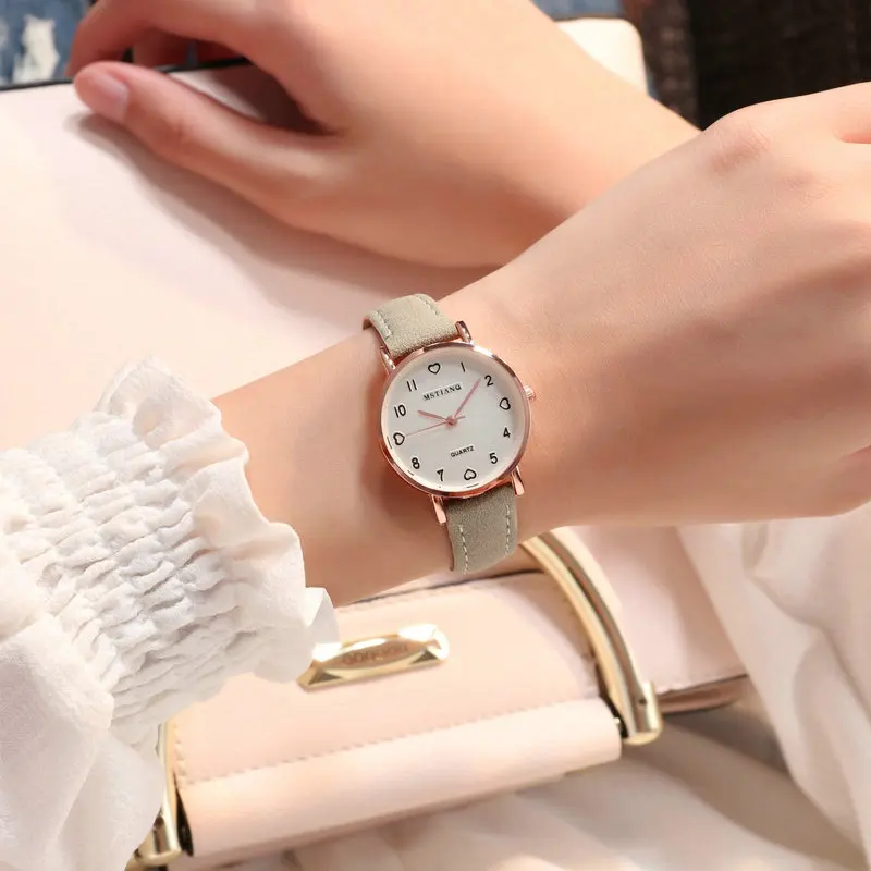 

Simple Vintage Women Small Dial Watch Sweet Leather Strap Wrist Watches Gift