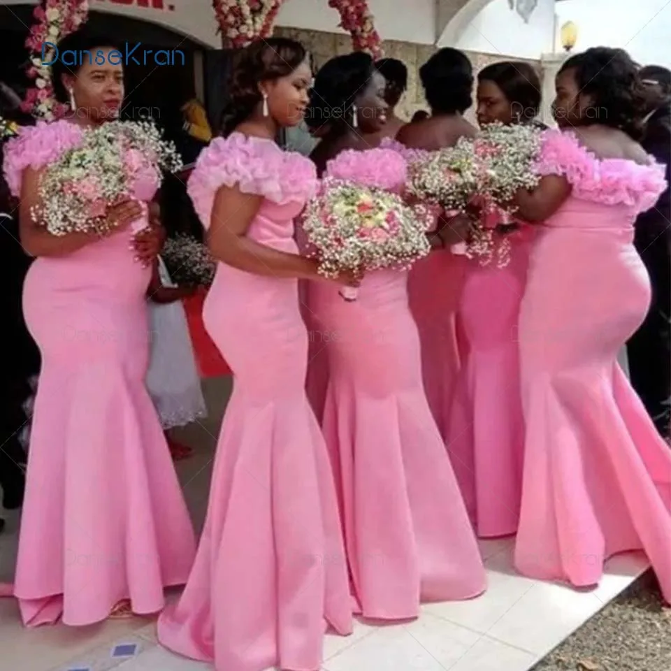 

Розовое длинное платье подружки невесты с оборками, платье для свадебной вечеринки, элегантное атласное платье с открытыми плечами, подруж...