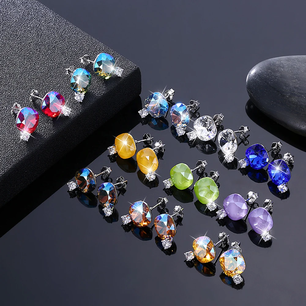 Серьги гвоздики женские из серебра 2020 пробы с натуральными кристаллами