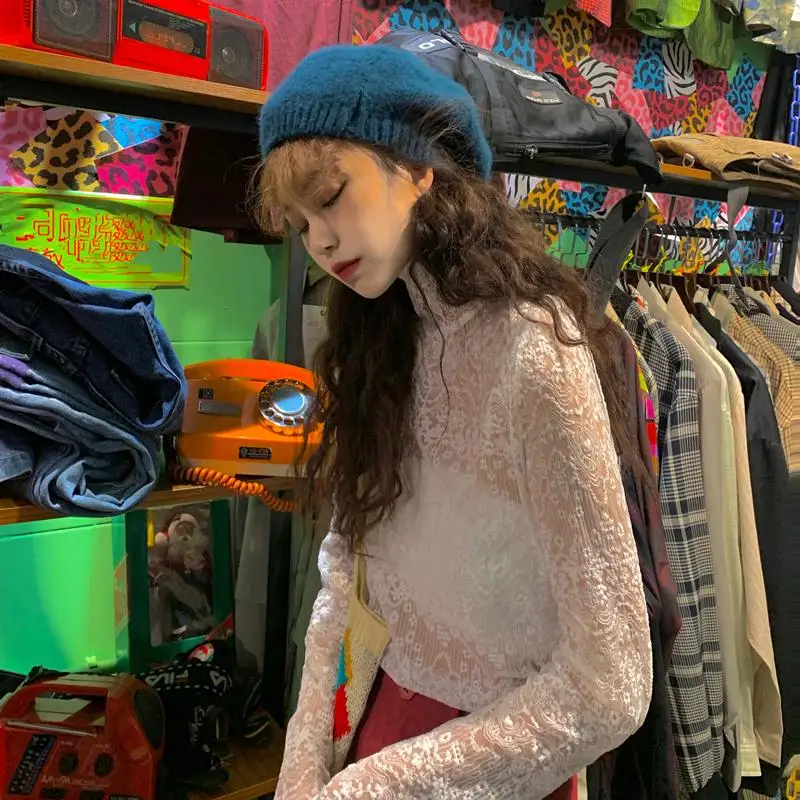 Платье больших размеров Han Edition для полных женщин с воротником-хомутом, сексуальное кружевное безрукавье для создания эффекта стройности.