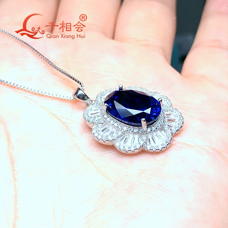 Ожерелье из серебра 925 пробы с искусственным синим сапфиром и основным камнем 10*14