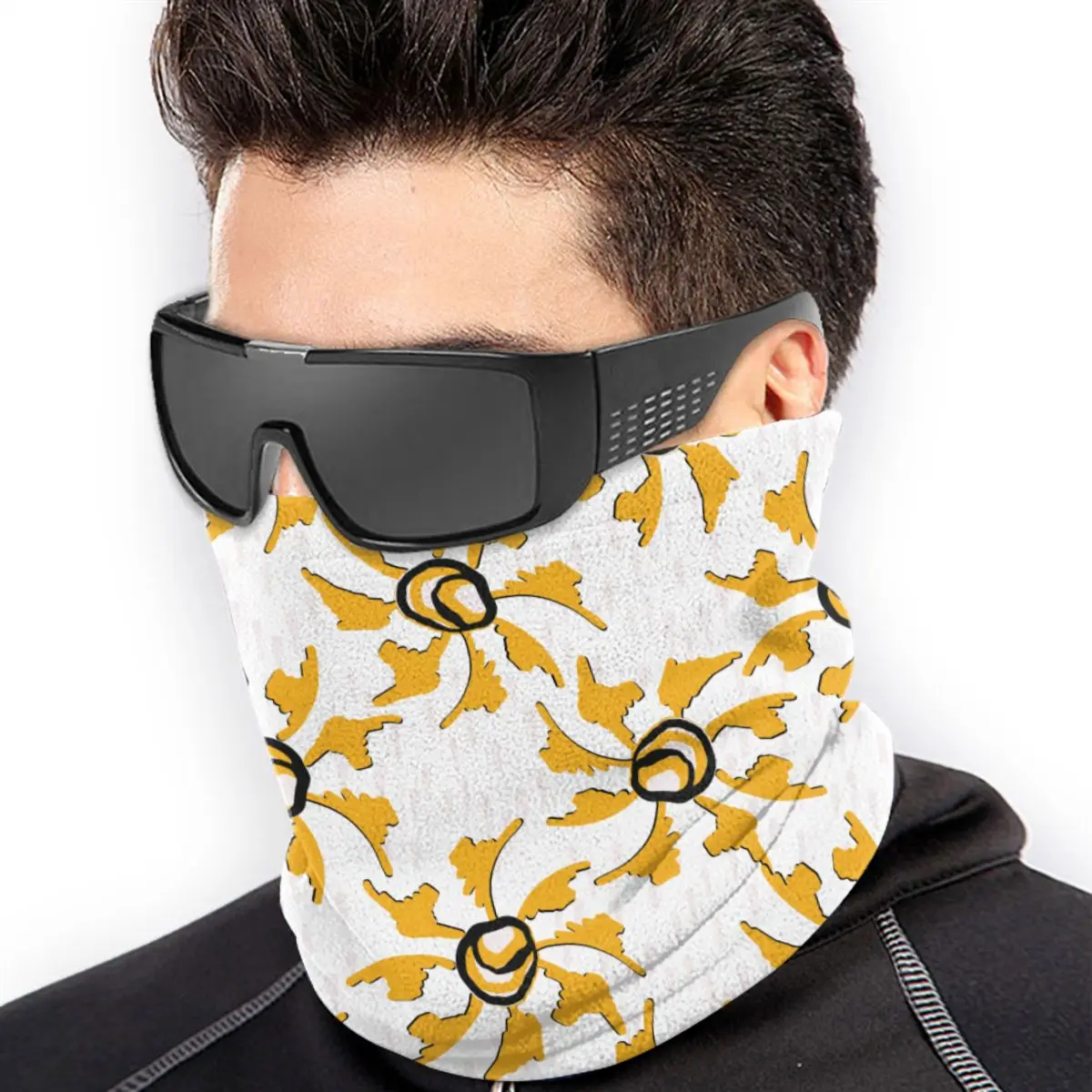 Маска для лица с желтым цветочным принтом и черепом езды на велосипеде лыжах