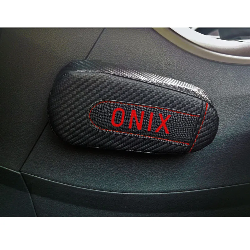 Для Chevrolet Onix 1 шт. углеродное волокно кожа авто подушка для ног наколенник