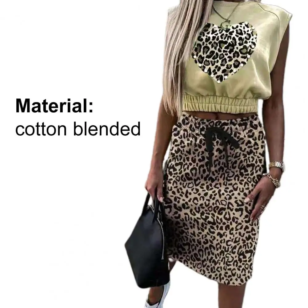 

Fashion Ladies Suit Sleeveless Vest Mid-waist Skirt Leopard Star Print Ladies Two-piece Vest Skirt Ladies Two-piece Suit