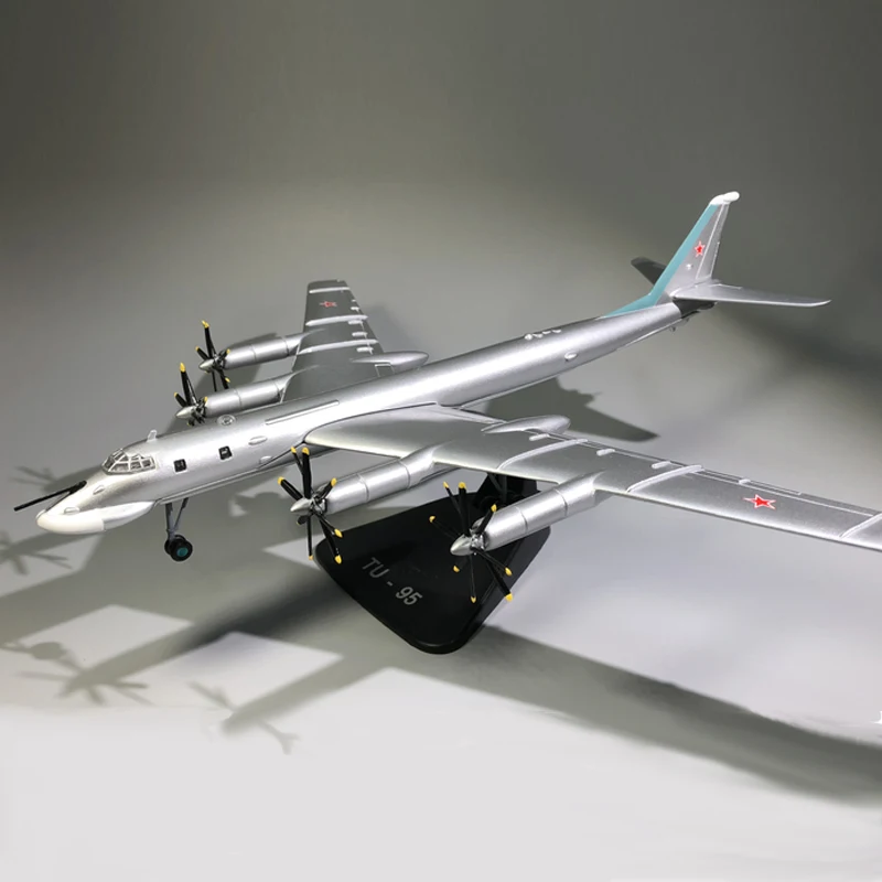 1:144 TU-95 российский большой дальности стратегический бомбардировщик истребитель
