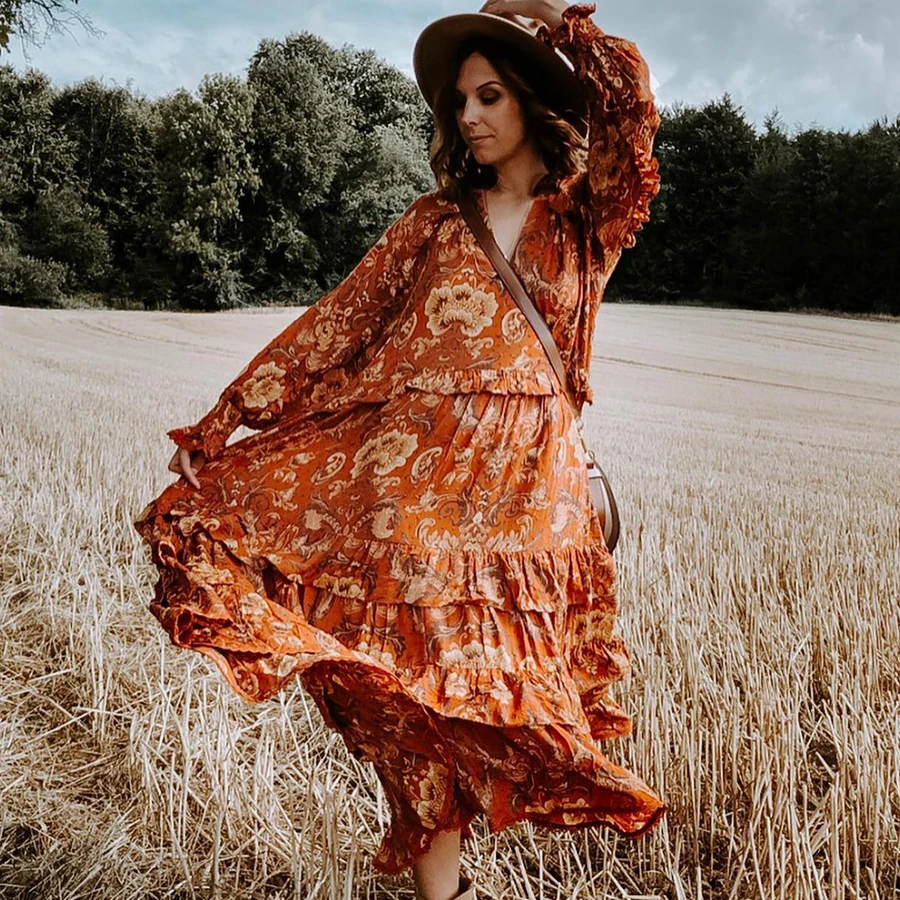 Женское длинное платье из вискозы с цветочным принтом и V-образным вырезом |