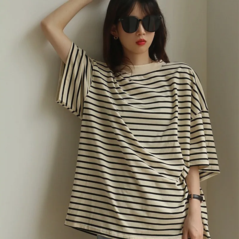

Striped Tee Shirts Woman Summer Short Sleeve O-Neck Cotton Tshirts Casual Vintage Classic T-Shirts Tops 2021
