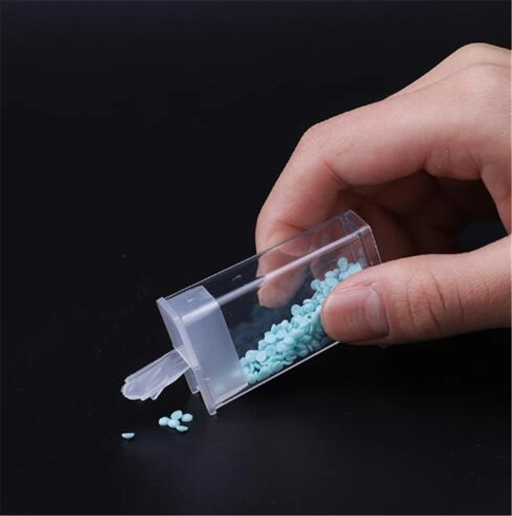 

28/56/64/128 Pcs Lattice 5D Diamond Painting Tools Accessories Beads Container Kits Storage Organizer Small Particle Storage Box