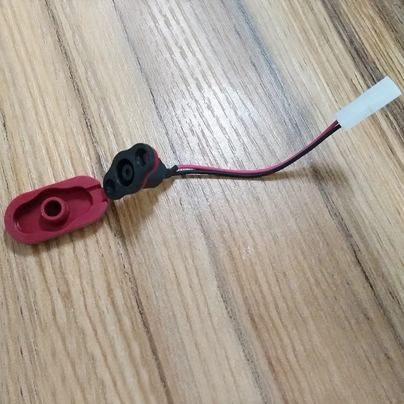 

For Xiaomi Mijia M365 Electric Scooter Charging Hole Cover with Charging Cable Charging Port Plastic Waterproof Cover