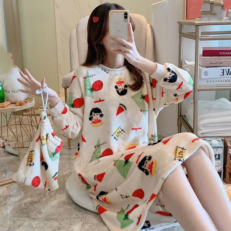 Новая красивая фланелевая ночная рубашка для женщин зимняя Свободная Женская