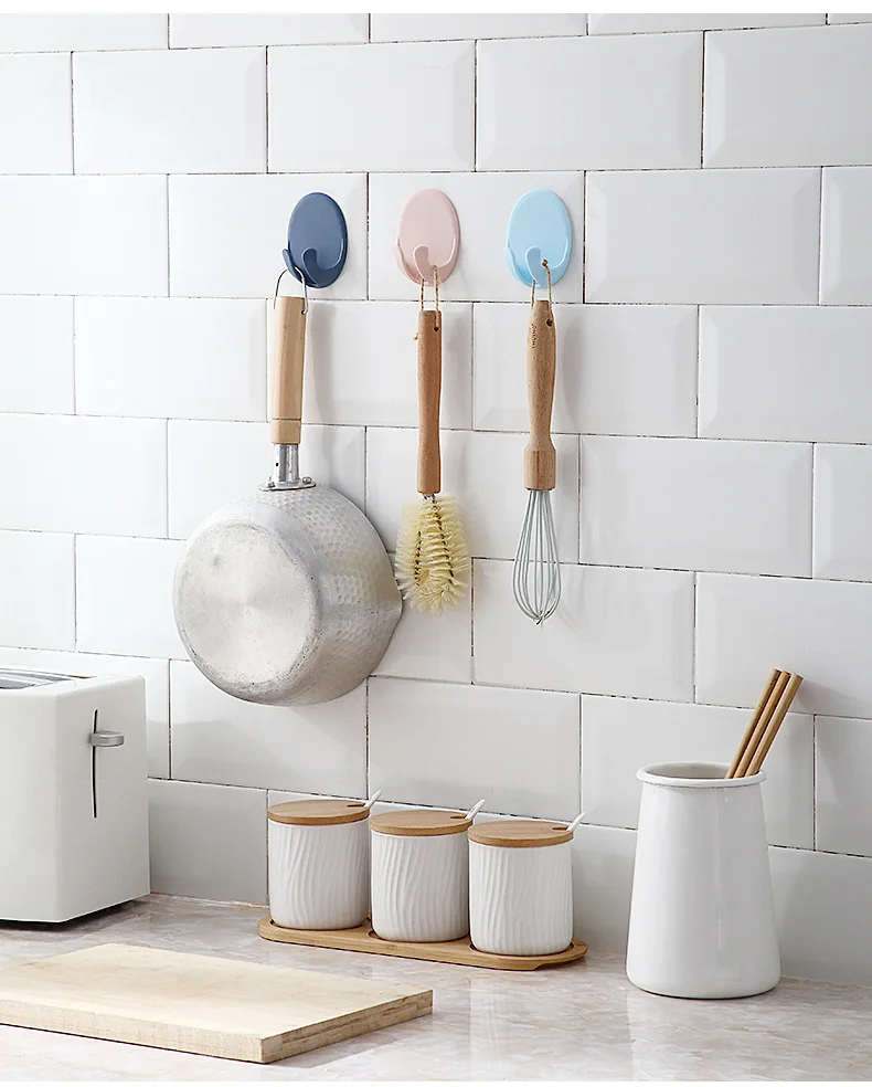 

2PCS Punch-free Plastic Keys Holder Wall Hook Self Adhesive Wall Hangers Wall Coat Rack Bathroom Organizer Home Decor