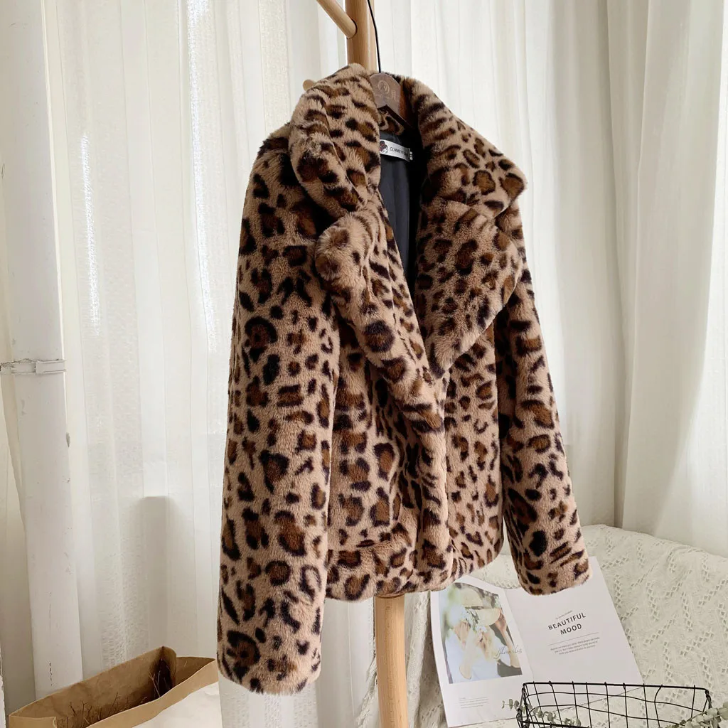 2020 Autumn Winter Loose Medium Short Windbreaker Lamb Coat Leopard Print Plush Women | Женская одежда