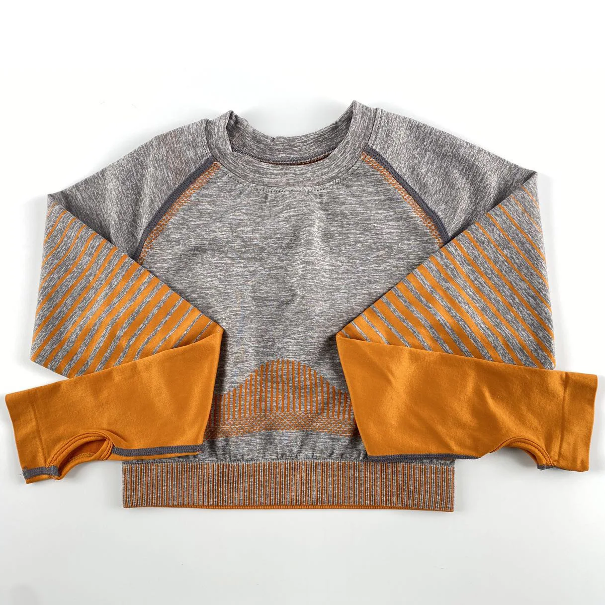 

SHINBENE Quick Dry Seamless Yoga Gym Workout Crop Top Women Slim Fit Striped Fitness Sport Long Sleeved Shirts with Thumb Hole