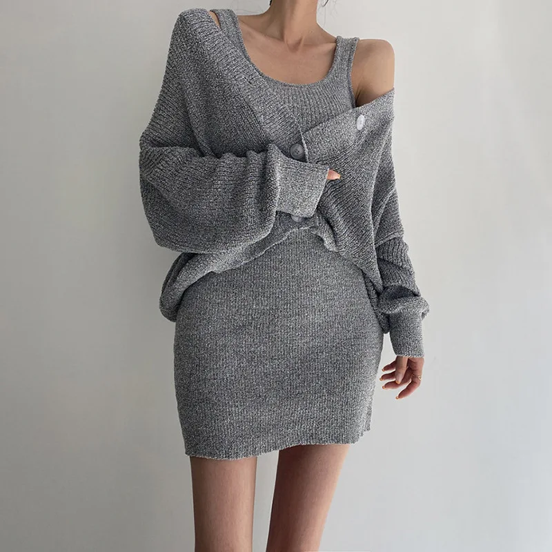 

Winter Loose Long-sleeved Cardigan Mid-length Slim-fitting Vest O-neck Bag Hip Woolen Vest Dress Cardigan Jacket Two-piece Suit