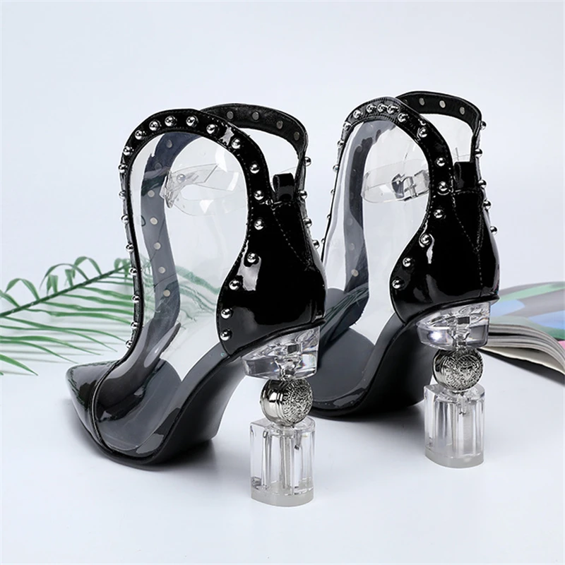 Ботильоны пикантные ботильоны с острым носком на необычном каблуке украшенные