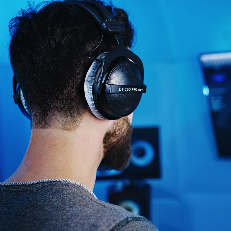 Оригинальные Hi Fi наушники Beyerdynamic DT770pro с креплением на голову для
