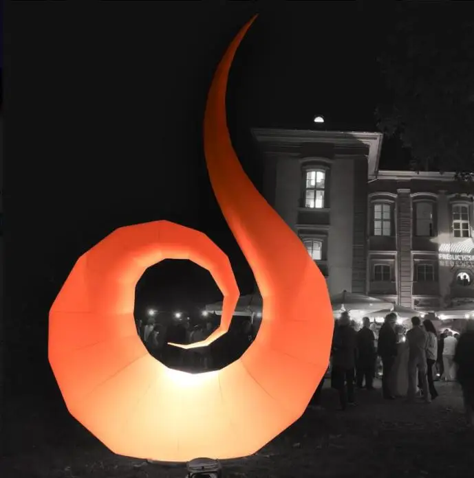 Очаровательная модель надувной спиральной оболочки со светодиодной подсветкой 2