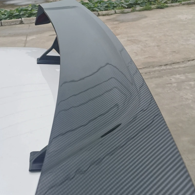 Подходит для GM tail wing GTR неперфорированного кроссовера седана